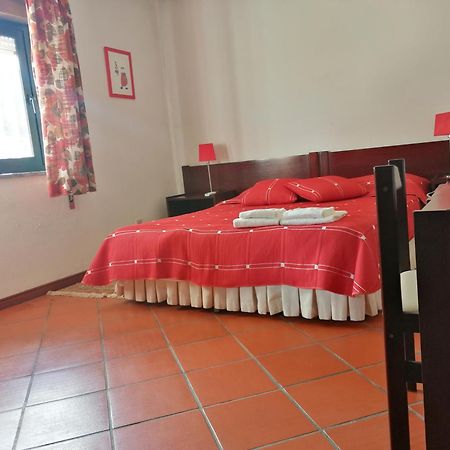 Villa Azevedo ヴィラモウラ エクステリア 写真